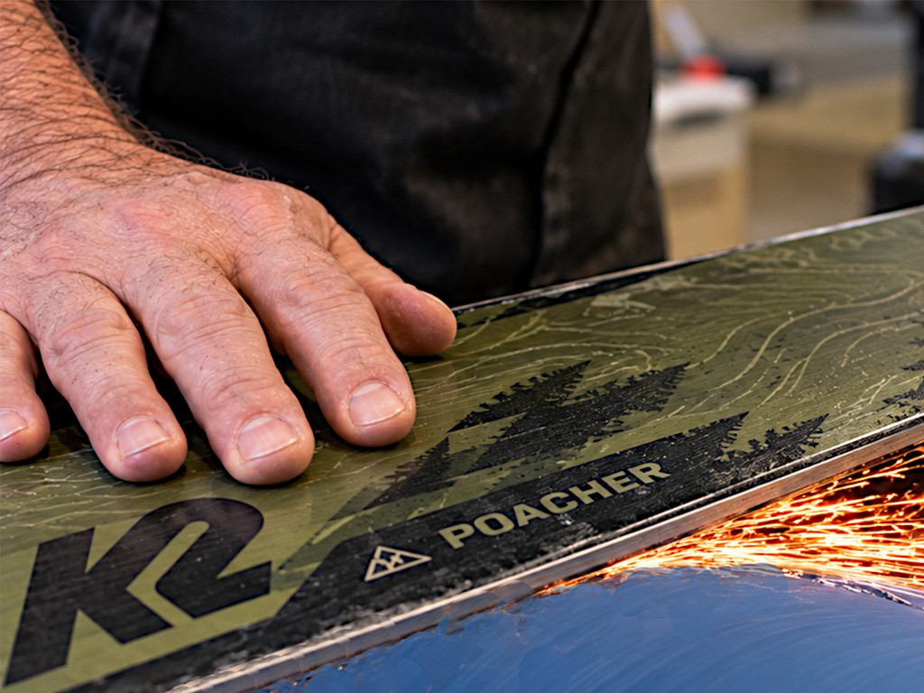 Ski tune, edge sharpening.